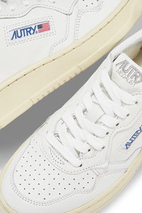 Autry Sneakers Medalist 01 Low Goat White GG04