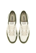 Charger l&#39;image dans la galerie, Autry Sneakers Medalist 01 Low Goat Suede Military GS40