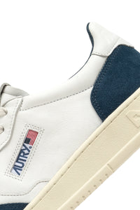 Autry Sneakers Medalist 01 Low Goat Suede Capri GS41
