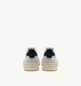 Autry Sneakers Medalist 01 Low Suede White navy LS28