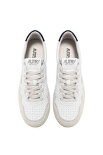 Charger l&#39;image dans la galerie, Autry Sneakers Medalist 01 Low Suede Navy LS28