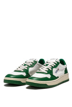 Charger l&#39;image dans la galerie, Autry Sneakers Medalist 01 Low Leather Green WB03