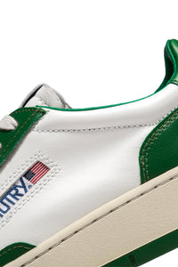 Autry Sneakers Medalist 01 Low Leather Green WB03