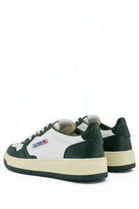 Autry Sneakers Medalist 01 Low Leather Mount WB49