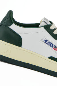 Autry Sneakers Medalist 01 Low Leather Mount WB49
