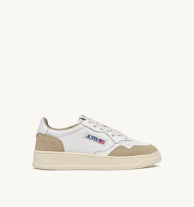 Autry Sneakers Medalist 01 Low Goat Suede Sponge GS44