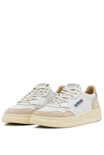 Charger l&#39;image dans la galerie, Autry Sneakers Medalist 01 Low Leather Suede Silver LS74