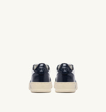 Charger l&#39;image dans la galerie, Autry Sneakers Medalist 01 Low Leather Blue Night RT06