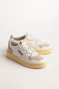 Autry Sneakers Medalist 01 Low Suede  White Sand SL01