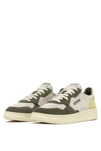 Charger l&#39;image dans la galerie, Autry Sneakers Medalist 01 Low Leather Suede Lemon TS05
