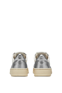 Autry Sneakers Medalist 01 Low Leather Silver WB18