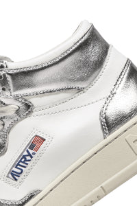 Autry Sneakers Medalist 01 Mid Leather Silver WB18