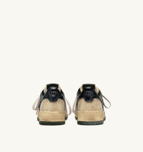 Charger l'image dans la galerie, Autry Sneakers Medalist 01 Low Super Vintage Padded Green AD02