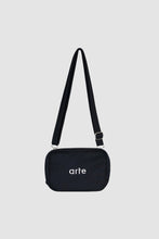 Charger l&#39;image dans la galerie, Arte Wool Baka Bag Black