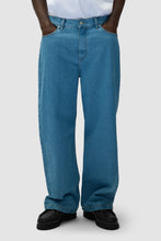 Charger l&#39;image dans la galerie, Arte Pantalon Back Pocket Graphic Bleach