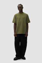 Charger l&#39;image dans la galerie, Arte T-Shirt Diels Stitch Green