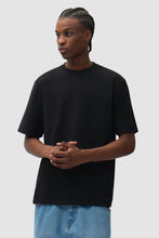 Charger l'image dans la galerie, Arte T-Shirt Tricolor Serial Black
