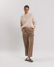 Charger l&#39;image dans la galerie, Hartford Pantalon Peyo en Velours Biscuit