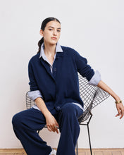 Charger l&#39;image dans la galerie, Hartford Pull Message en Laine Bleu Marine