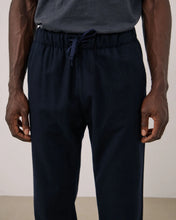Charger l'image dans la galerie, Hartford Pantalon Joggy en Flanelle de Laine Bleu Marine