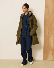 Charger l'image dans la galerie, Hartford Parka Vader en Gabardine Vert Militaire