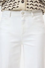 Charger l'image dans la galerie, Closed Jean Wera White