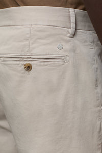 Closed Short Chino Washed Shore