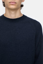 Charger l&#39;image dans la galerie, Closed Pull Raglan Dark Night
