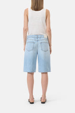 Charger l'image dans la galerie, Closed Short Jenica en Denim Light Blue