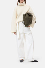 Charger l&#39;image dans la galerie, Closed Pull en Laine Shetland