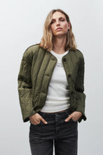 Charger l&#39;image dans la galerie, Closed Veste Matelassée Forest Green