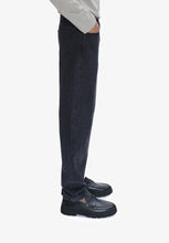 Charger l&#39;image dans la galerie, A.P.C. Jean Martin Noir