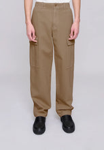 Charger l&#39;image dans la galerie, A.P.C. Pantalon Duncan Cargo Beige