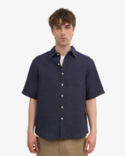 Charger l'image dans la galerie, Colorful Standard Chemise Manches Courtes en Lin Navy Blue