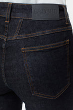 Charger l&#39;image dans la galerie, Closed Jean Pedal Pusher Dark Blue