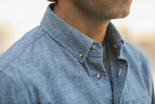 Charger l'image dans la galerie, Drapeau Noir Chemise Retro Fit Chambray Japonais