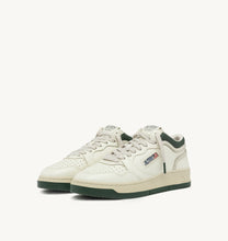 Charger l&#39;image dans la galerie, Autry Sneakers Med-Way Mid Leather Mountain EK04