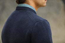 Charger l'image dans la galerie, Drapeau Noir Pull Militaire Lambswool Navy