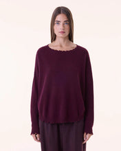Charger l&#39;image dans la galerie, Kujten Pull Mela Cachemire Col Rond Bordeaux