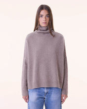 Charger l'image dans la galerie, Kujten Pull Thea en Cachemire Taupe