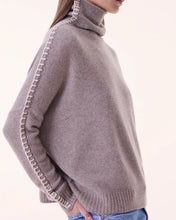 Charger l'image dans la galerie, Kujten Pull Thea en Cachemire Taupe