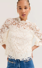 Charger l'image dans la galerie, Pablo Top Linnie en Dentelle Ecru