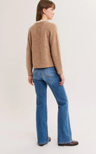 Charger l'image dans la galerie, Pablo Pull Ryla en Mohair Beige Rosé