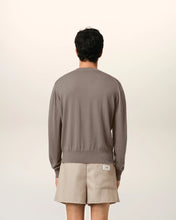 Charger l&#39;image dans la galerie, AMI Pull Ami de Coeur Ecru en Laine Cendre