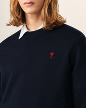 Charger l'image dans la galerie, AMI Pull Ami de Coeur en Laine Marine