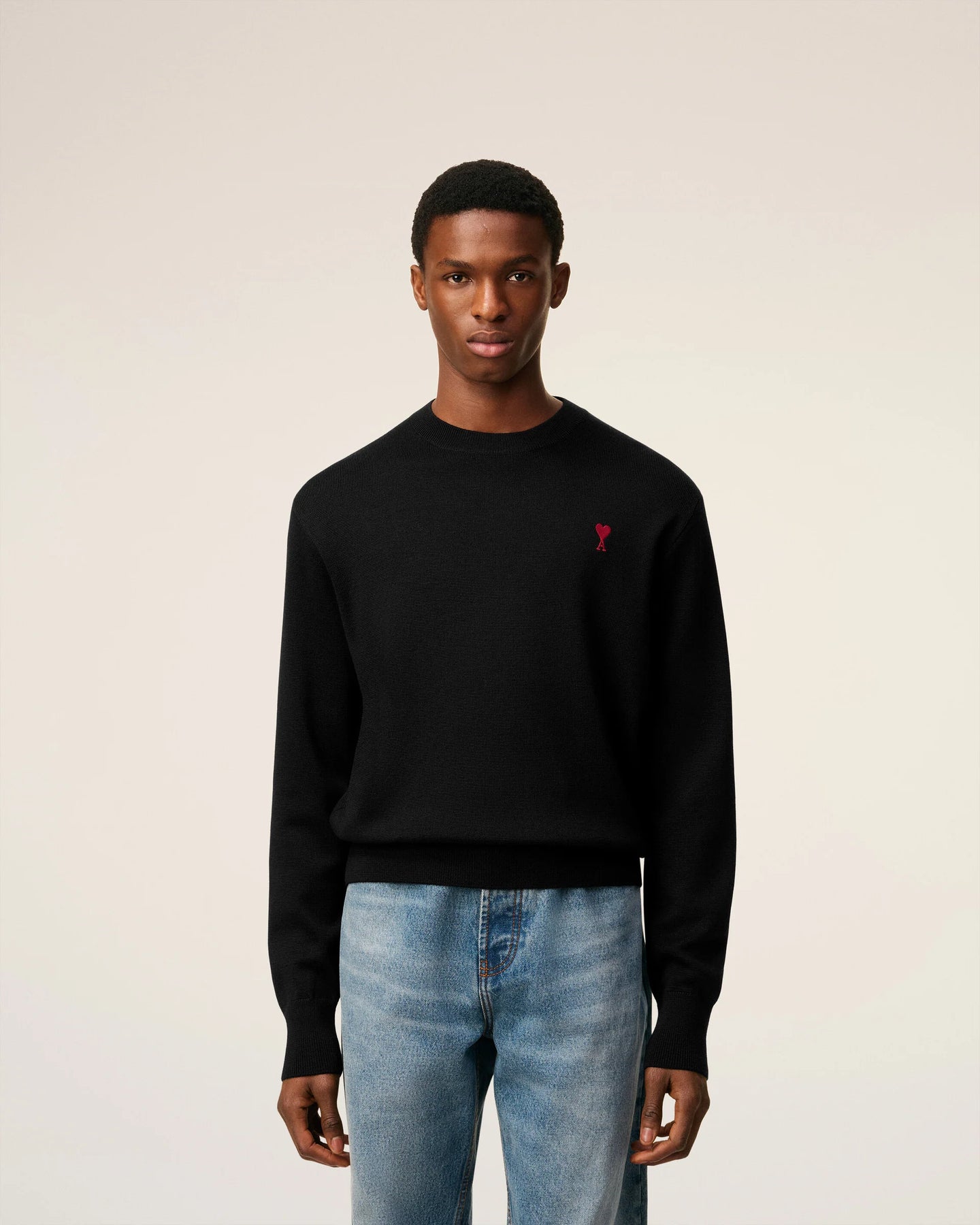 AMI Pull Col Rond Ami de Coeur en Laine Noir Rouge