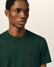Charger l'image dans la galerie, AMI T-shirt Ami de Coeur Vert Bouteille Noir