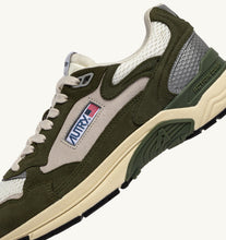 Charger l'image dans la galerie, Autry Sneakers Hyperway Suede Mesh Salva SA07