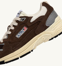 Charger l'image dans la galerie, Autry Sneakers Hyperway Suede Mesh Cotto UM25