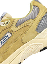 Charger l&#39;image dans la galerie, Autry Sneakers Hyperway Mesh Smoss Silver RF04